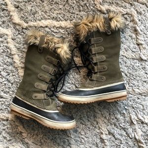 Sorel Joan of Arctic Waterproof Snow Boots sz 7.5